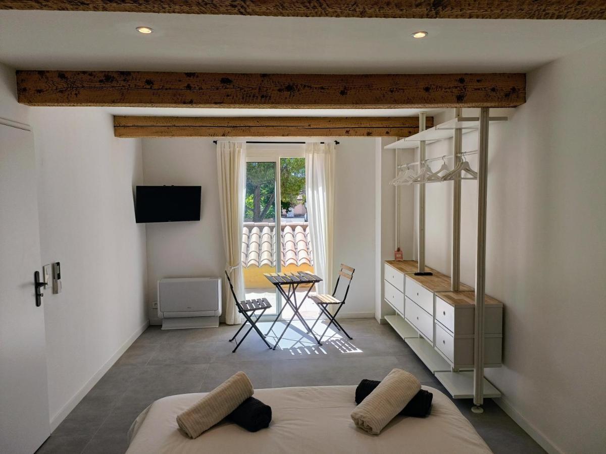 Belle Maison Mitoyenne De Standing Frejus Exterior photo