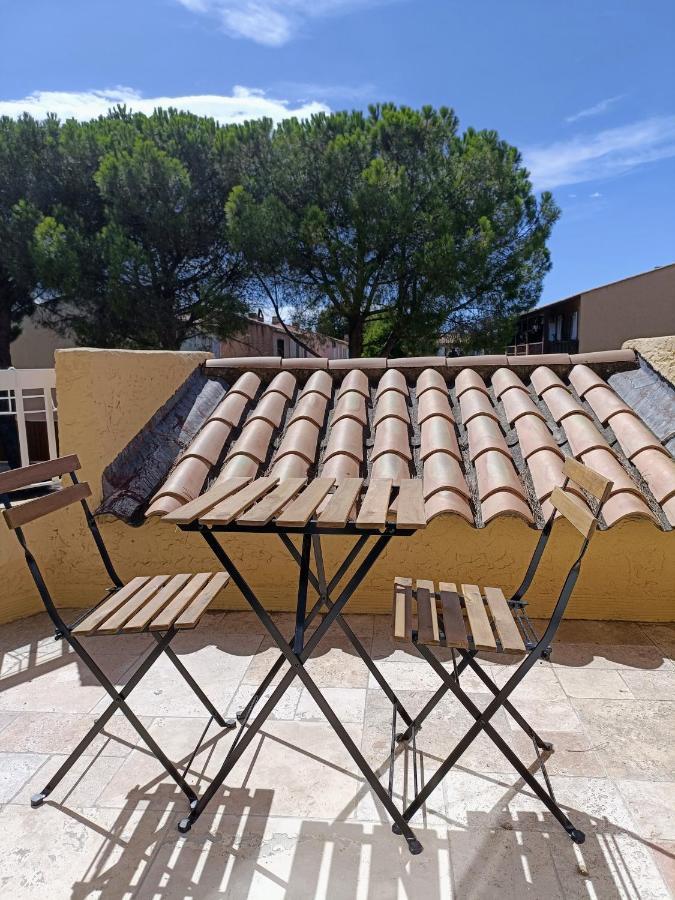 Belle Maison Mitoyenne De Standing Frejus Exterior photo